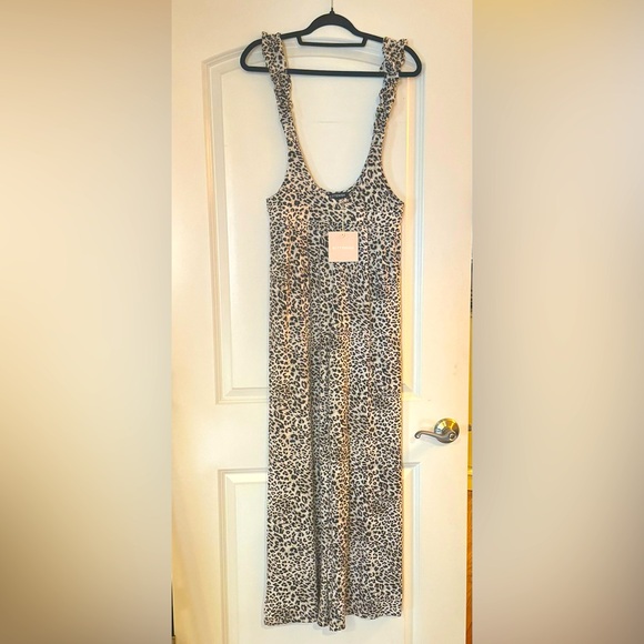 Kittenish Leopard Jumpsuit - Picture 2 of 7